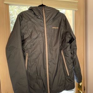 Patagonia micro puff storm ski jacket (women’s)